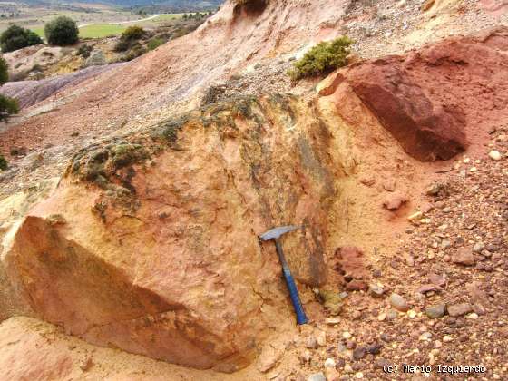 Barbadillo del Mercado: Mesas y relieve invertido