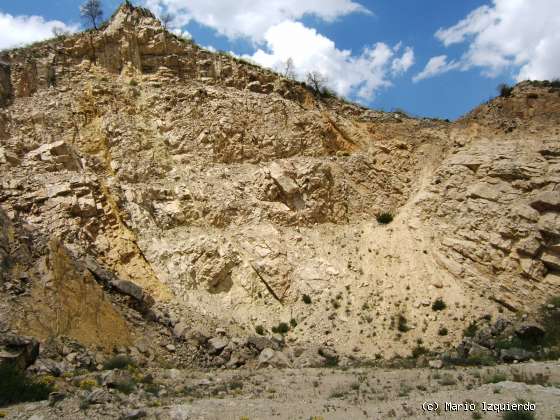 Jabalera: Flanco de un anticlinal